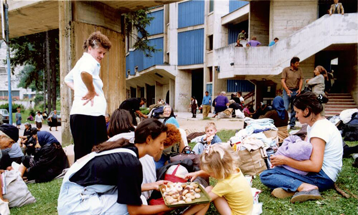 Izbeglice u Hali u Velikom parku 16. avgusta 1995. godine