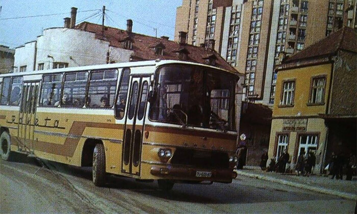 Autobuska stanica i Raketin autobus sedamdesetih (foto Aleksandar Ristić)