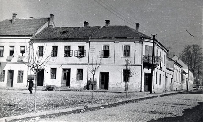 Kuća Vlatka Stojića bila je prepoznatljiva po malom balkonu više ulaza od kovanog gvožđa