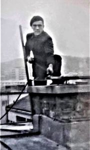 Dule odžačar na užičkim krovovima