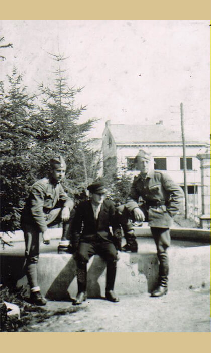 Đoko Drobnjaković 1941. u Malom parku