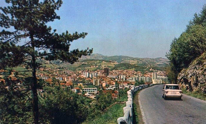 Pogled sa Zlatiborskog puta na Užice, jul 1966. god.