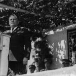 Tito govori u Užicu na Žitnom pijacu tada zvanom “Trg oslobođenja”