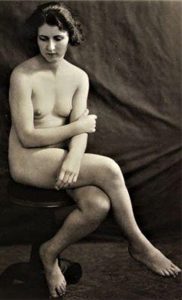 Redak umetničko-erotski pokušaj u studiju Vukosava