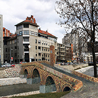 Stari kameni most u vremenu 21. veka