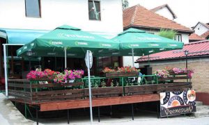 Kafić "Vremeplov" spolja