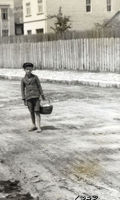 Brzi Semenkar kad je bio dečak 1939. godine