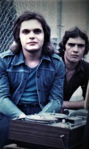 Kovač na samom početku karijere disko džokeja