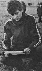 Mladi Dragomir Žunić sa državnim grbom na grudima