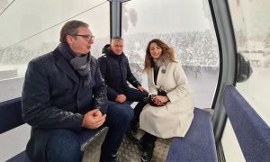 Yučić i Stamatović tokom vožnje Gondolom foto Vlada Srbije