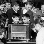 Slušanje emisija Radio Beograda je organizovano po osnovnim školama