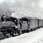 Teretni voz “Ćira” sa poštanskim vagonom i lokomotivom “mađaricom”