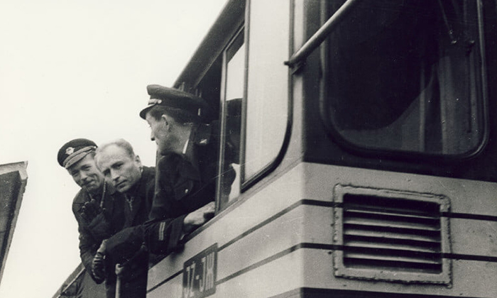 Užičani okupljeni na Teretnoj stanici u Krčagovu 3. jula 1972. godine