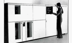 Prvi komercijalno dostupan laserski štampač IBM 3800.