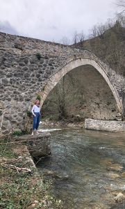 Sličan "Rimski most" kod Ljubovije, samo nešto veći, koji nije pepušten zubu vremena