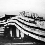 U zemljotresu 1979. srušen je u Budvi hotel Slavija